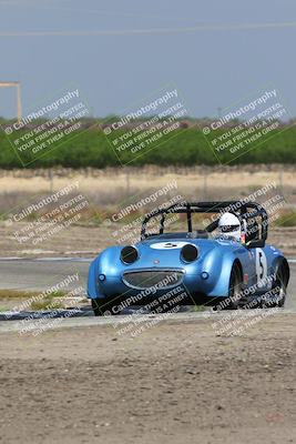 media/Apr-30-2022-CalClub SCCA (Sat) [[98b58ad398]]/Group 2/Race (Grapevine)/